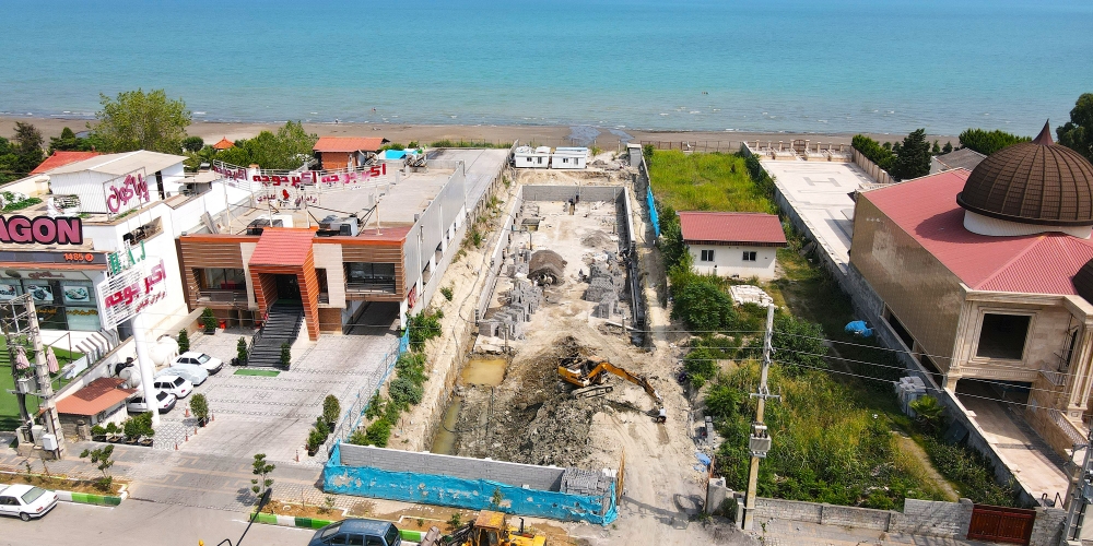 در حال ساخت